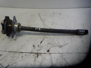 Gebruikte Aandrijfas links-voor Audi A5 Sportback (8TA) 2.0 TDI 16V Prijs € 55,00 Margeregeling aangeboden door Wessel Parts & Service B.V.