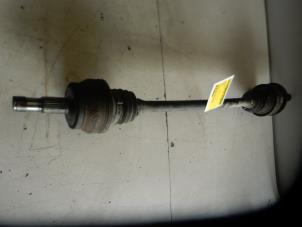 Gebruikte Steekas links-achter Mercedes E Estate (S212) E-200 CDI 16V BlueEfficiency,BlueTEC Prijs € 75,00 Margeregeling aangeboden door Wessel Parts & Service B.V.