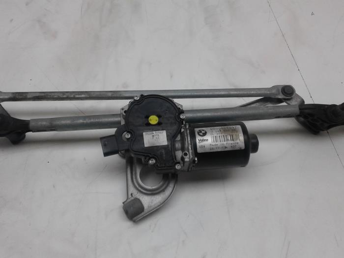 BMW 3 Series F30/F31 (2011-2020) Front Windshield Wiper Mechansm Motor 726750302 14602066