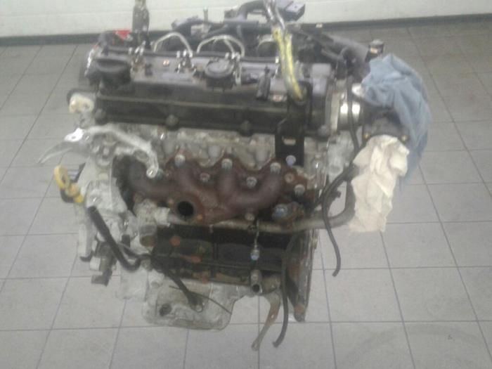 Motor van een Opel Astra J Sports Tourer (PD8/PE8/PF8) 1.7 CDTi 16V 2013