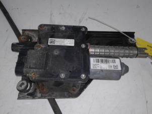 Gebruikte Handrem Mechaniek Opel Insignia 2.0 CDTI 16V 160 Ecotec Prijs € 149,00 Margeregeling aangeboden door Wessel Parts & Service B.V.