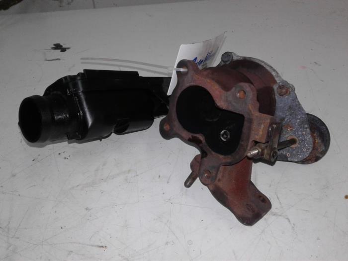 Gebruikte Turbo Ford Fiesta 5 (JD/JH) Prijs € 183,75 Margeregeling aangeboden door Wessel Parts & Service B.V.