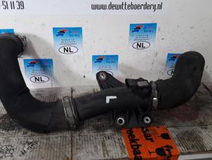 Gebruikte Intercooler Buis Audi A4 Avant (B8) 2.7 TDI V6 24V Prijs € 100,00 Margeregeling aangeboden door De Witte Boerderij AutoMotive