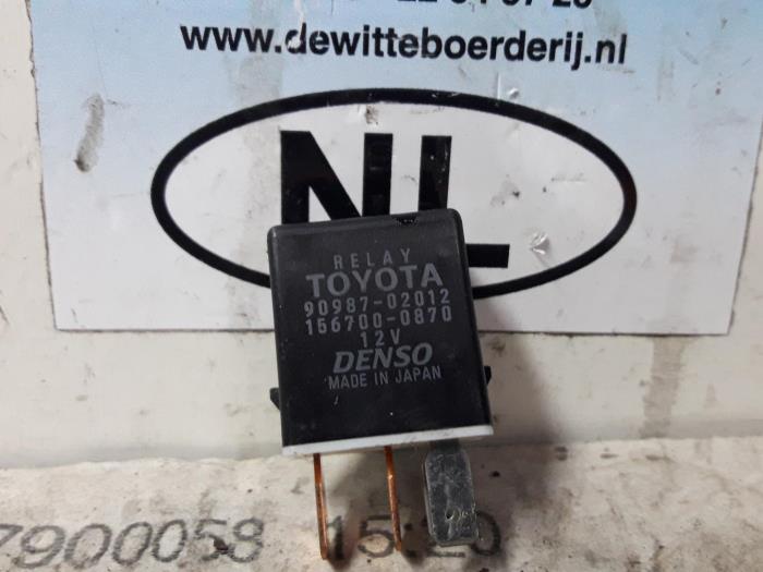 Gebruikte Relais Toyota RAV4 (A2) 2.0 16V VVT-i 4x4 Prijs € 15,00 Margeregeling aangeboden door De Witte Boerderij AutoMotive