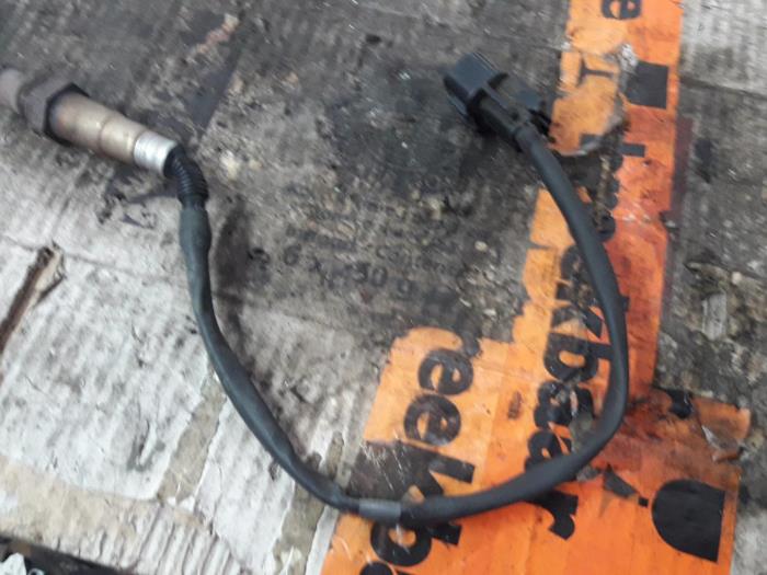 Gebruikte Lambda Sonde Mercedes A (W169) 2.0 A-160 CDI 16V 5-Drs. Prijs € 50,00 Margeregeling aangeboden door De Witte Boerderij AutoMotive