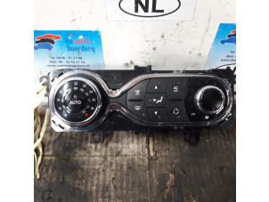 Gebruikte Module climatronic Renault Captur Prijs € 150,00 Margeregeling aangeboden door De Witte Boerderij AutoMotive