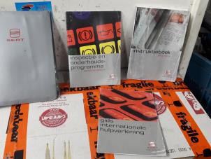 Gebruikte Instructie Boekje Seat Alhambra (7V8/9) 2.8 V6 24V 4 Prijs € 20,00 Margeregeling aangeboden door De Witte Boerderij AutoMotive