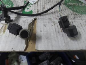 Gebruikte PDC Sensor Renault Grand Scénic III (JZ) 1.5 dCi 110 Prijs € 15,00 Margeregeling aangeboden door De Witte Boerderij AutoMotive