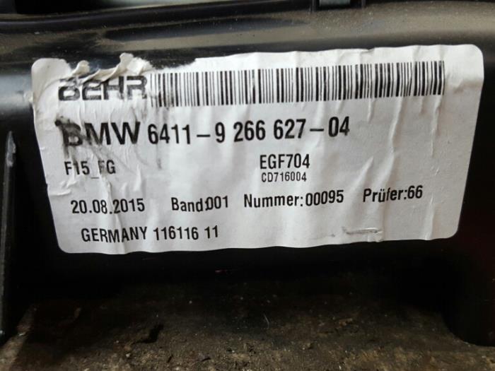 Blower van een BMW X5 (F15) M Turbo 4.4i V8 32V 2015