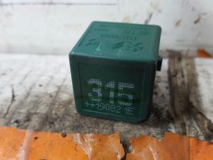 Gebruikte Relais Citroen C4 Cactus (0B/0P) Prijs € 25,00 Margeregeling aangeboden door De Witte Boerderij AutoMotive