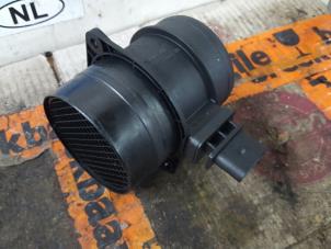 Gebruikte Luchtmassameter Audi A4 Avant (B8) 2.0 TDI 16V Prijs € 25,00 Margeregeling aangeboden door De Witte Boerderij AutoMotive