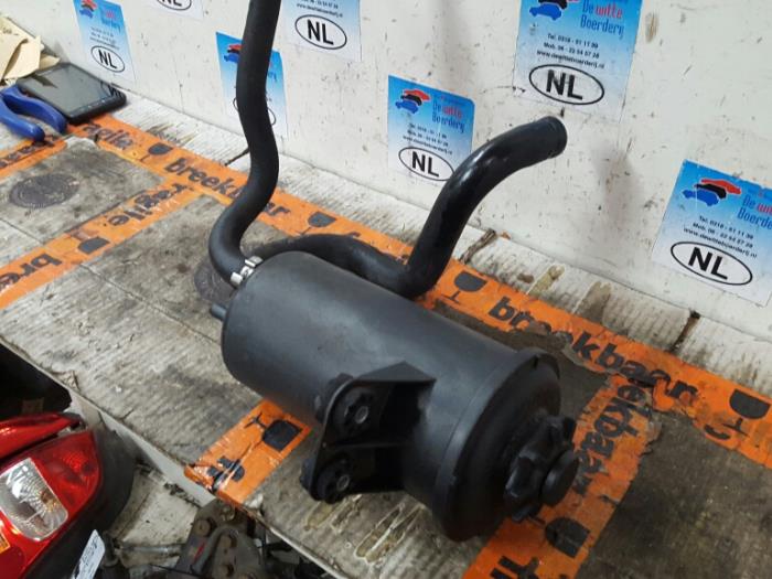 Gebruikte Servo Oliereservoir BMW 5 serie Touring (E61) 535d 24V Prijs € 25,00 Margeregeling aangeboden door De Witte Boerderij AutoMotive
