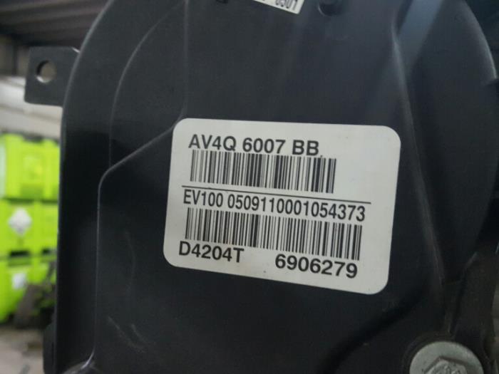 Motor van een Ford Kuga I 2.0 TDCi 16V 140 4x4 2012