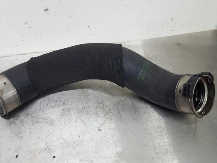 Gebruikte Intercooler Slang BMW 2-Serie Prijs € 40,00 Margeregeling aangeboden door De Witte Boerderij AutoMotive