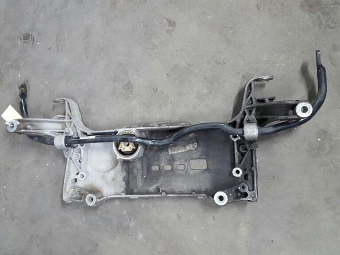 Gebruikte Subframe Volkswagen Tiguan (5N1/2) Prijs € 125,00 Margeregeling aangeboden door De Witte Boerderij AutoMotive
