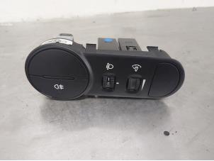 Gebruikte Schakelaar Koplamp Ihv Hyundai I10 Prijs € 25,00 Margeregeling aangeboden door De Witte Boerderij AutoMotive