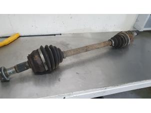 Gebruikte Aandrijfas links-voor Citroen Jumper (U9) 2.2 HDi 100 Prijs € 75,00 Margeregeling aangeboden door De Witte Boerderij AutoMotive