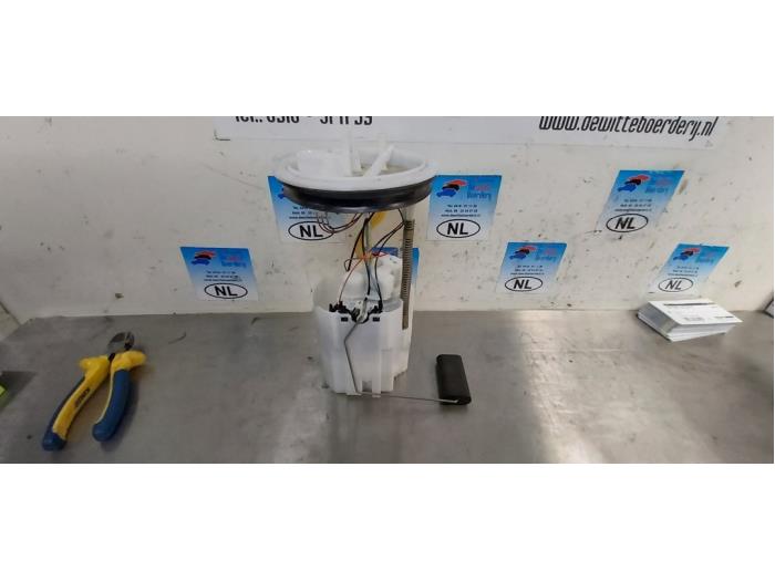 Gebruikte Tank element Pomp Seat Mii 1.0 12V Prijs € 35,00 Margeregeling aangeboden door De Witte Boerderij AutoMotive