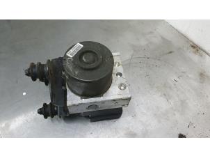 Gebruikte ABS Pomp Volkswagen Golf V (1K1) 1.6 FSI 16V Prijs € 65,00 Margeregeling aangeboden door De Witte Boerderij AutoMotive