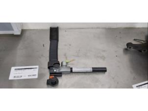 Gebruikte Veiligheidsgordel Insteek links-voor Hyundai i10 (B5) 1.0 12V Prijs € 75,00 Margeregeling aangeboden door De Witte Boerderij AutoMotive