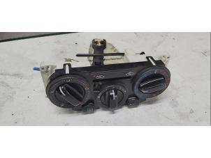 Gebruikte Kachel Bedieningspaneel Nissan Note (E11) 1.4 16V Prijs € 25,00 Margeregeling aangeboden door De Witte Boerderij AutoMotive