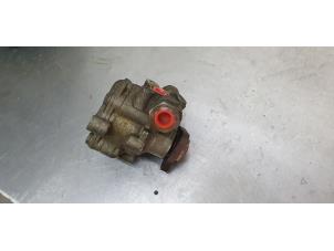 Gebruikte Servopomp Volkswagen Touareg (7LA/7L6) 4.2 V8 40V Prijs € 75,00 Margeregeling aangeboden door De Witte Boerderij AutoMotive