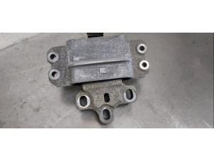 Gebruikte Versnellingsbak Steun Audi TT Prijs € 25,00 Margeregeling aangeboden door De Witte Boerderij AutoMotive