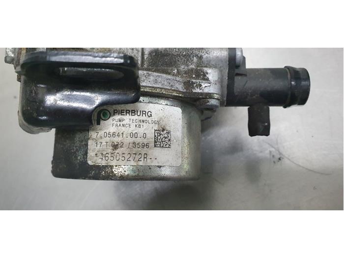Gebruikte Vacuumpomp (Diesel) Mercedes Citan (415.7) 1.5 108 CDI Crewbus Prijs € 50,00 Margeregeling aangeboden door De Witte Boerderij AutoMotive