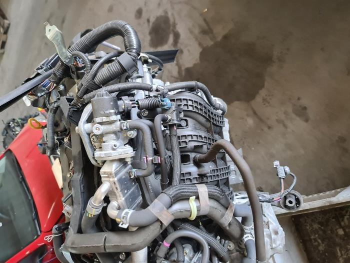 Motor van een Toyota Yaris III (P13) 1.5 16V Dual VVT-iE 2019