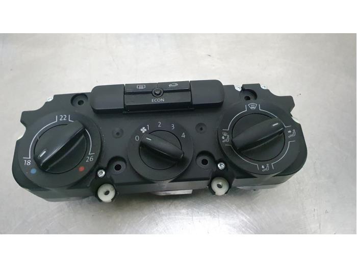 Kachel Bedieningspaneel van een Volkswagen Touran (1T1/T2) 1.6 2004