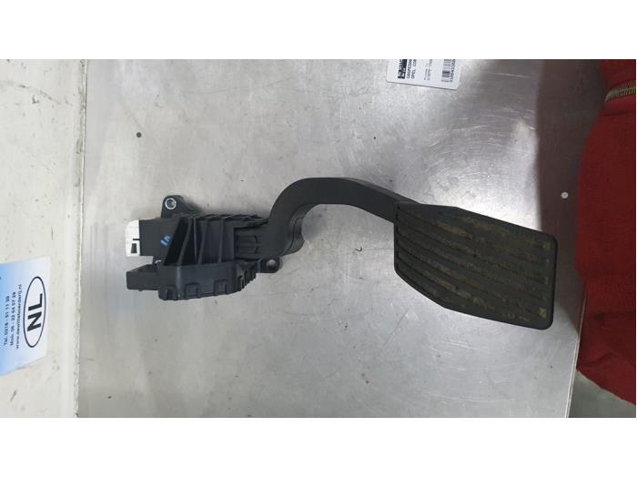 Gebruikte Sensor Gaspedaalpositie Opel Corsa D 1.3 CDTi 16V ecoFLEX Prijs € 10,00 Margeregeling aangeboden door De Witte Boerderij AutoMotive