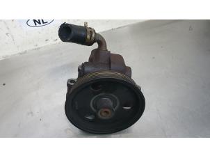 Gebruikte Pomp Servo Ford Ka I 1.3i Prijs € 25,00 Margeregeling aangeboden door De Witte Boerderij AutoMotive