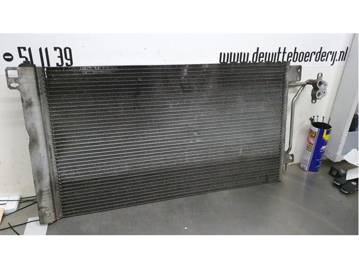 Gebruikte Airco Condensor Volkswagen Transporter T5 1.9 TDi Prijs € 50,00 Margeregeling aangeboden door De Witte Boerderij AutoMotive