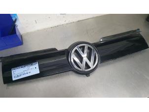 Gebruikte Grille Volkswagen Lupo (6X1) 1.2 TDI 3L Prijs € 25,00 Margeregeling aangeboden door De Witte Boerderij B.V.