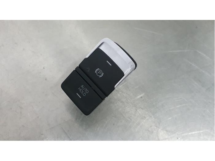 Gebruikte Handrem schakelaar Volkswagen Golf VII (AUA) 1.4 TSI 16V Prijs € 15,00 Margeregeling aangeboden door De Witte Boerderij AutoMotive