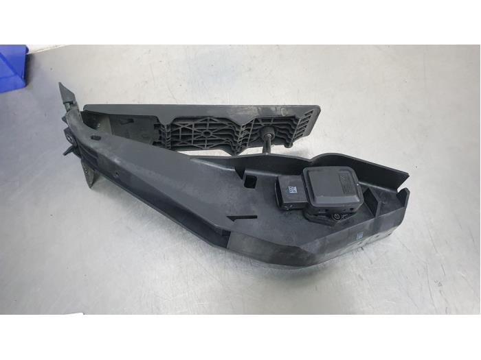 Gebruikte Sensor Gaspedaalpositie BMW 3 serie (E92) 335i 24V Prijs € 10,00 Margeregeling aangeboden door De Witte Boerderij AutoMotive