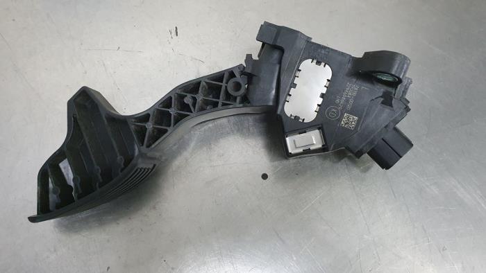 Gebruikte Sensor Gaspedaalpositie Toyota Yaris III (P13) 1.5 16V Dual VVT-iE Prijs € 10,00 Margeregeling aangeboden door De Witte Boerderij AutoMotive