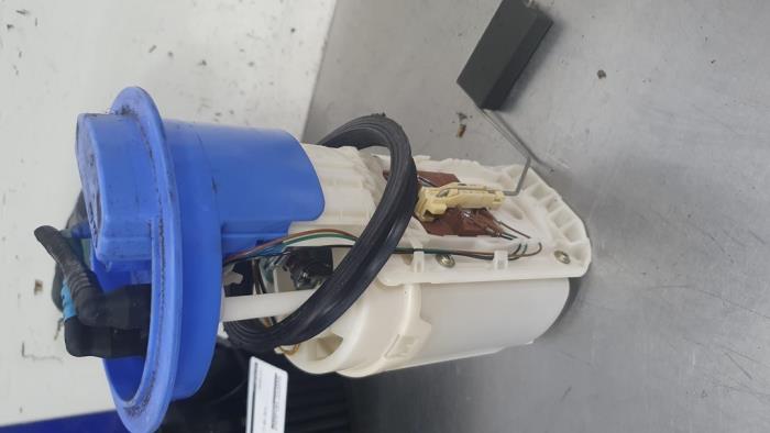 Gebruikte Tank element Pomp Seat Altea (5P1) 2.0 FSI 16V Prijs € 45,00 Margeregeling aangeboden door De Witte Boerderij AutoMotive