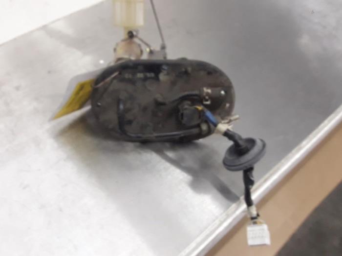 Gebruikte Tank element Pomp Toyota Carina E (T19) 1.6 XLi 16V Prijs € 50,00 Margeregeling aangeboden door De Witte Boerderij AutoMotive