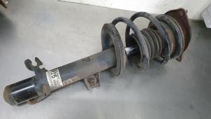 Gebruikte Mac Phersonpoot rechts-voor Mini Cooper S Prijs € 45,00 Margeregeling aangeboden door De Witte Boerderij AutoMotive