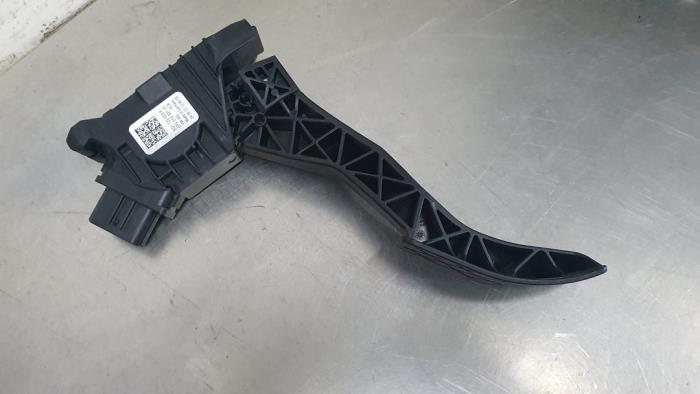 Gebruikte Sensor Gaspedaalpositie Volkswagen Golf VII (AUA) 1.6 TDI 16V Prijs € 10,00 Margeregeling aangeboden door De Witte Boerderij AutoMotive