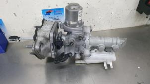 Gebruikte Hoofdremcilinder Renault Zoé (AG) Prijs € 175,00 Margeregeling aangeboden door De Witte Boerderij AutoMotive