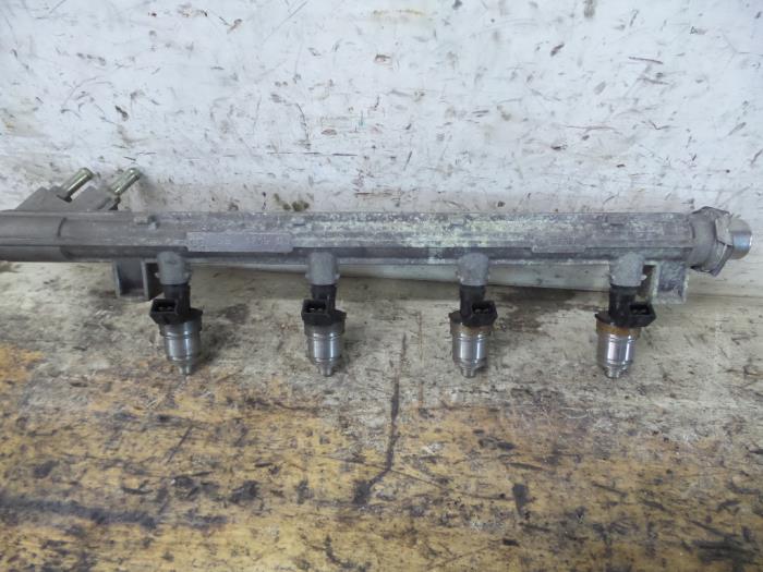 Gebruikte Common rail (Injectie) Fiat Barchetta (183) 1.8 16V Prijs € 150,00 Margeregeling aangeboden door De Witte Boerderij AutoMotive