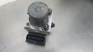 Gebruikte ABS Pomp Renault Trafic New (FL) 2.0 dCi 16V 115 Prijs € 114,95 Inclusief btw aangeboden door De Witte Boerderij AutoMotive