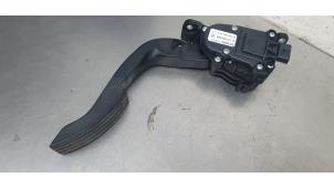 Gebruikte Sensor Gaspedaalpositie Renault Twingo II (CN) 1.5 dCi 90 FAP Prijs € 10,00 Margeregeling aangeboden door De Witte Boerderij AutoMotive