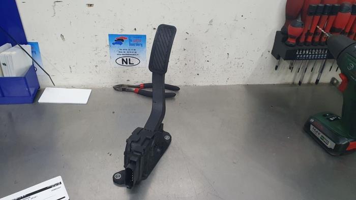 Gebruikte Gaspedaalpositie Sensor Ford Transit Courier 1.5 TDCi 75 Prijs € 10,00 Margeregeling aangeboden door De Witte Boerderij AutoMotive