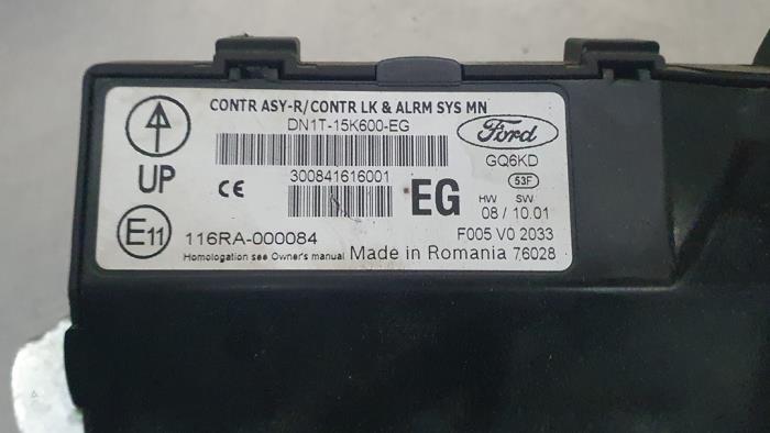 Computer Body Control van een Ford Transit Courier 1.5 TDCi 75 2018