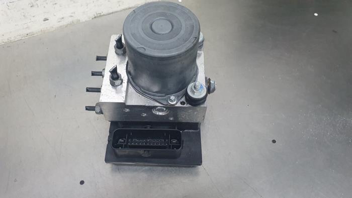 Gebruikte ABS Pomp Citroen C4 Berline (NC) 1.6 BlueHDI 100 Prijs € 100,00 Margeregeling aangeboden door De Witte Boerderij AutoMotive