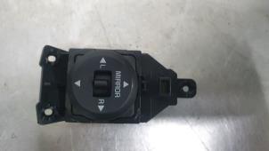 Gebruikte Spiegel Schakelaar Kia Picanto (TA) 1.0 12V Prijs € 10,00 Margeregeling aangeboden door De Witte Boerderij AutoMotive