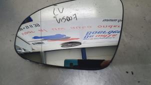 Gebruikte Spiegelglas links Toyota Avensis Wagon (T27) 1.8 16V VVT-i Prijs € 47,25 Margeregeling aangeboden door De Witte Boerderij AutoMotive
